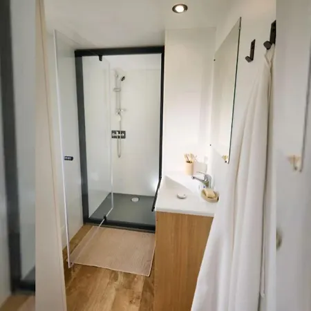 Mobil Avec Terrasse Pour 4 Personnes, 2 - Api-1-52-1287 Le Pradet