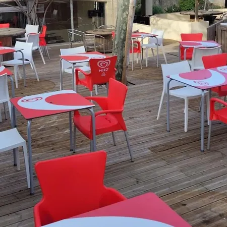 Camping Mobil Avec Terrasse Pour 4 Personnes, 2 - Api-1-52-1287 *